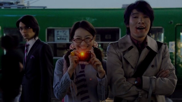 著名犬像旁